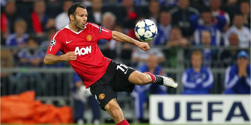 Ryan Giggs lúc thi đấu